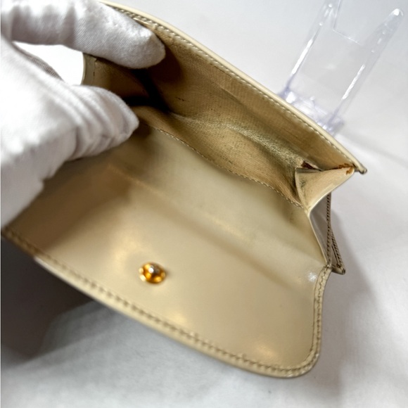 Gucci Beige Leather Bifold Wallet w/ Gold Horsebit G-Made in Italy-Box & Dusty - Picture 8 of 15
